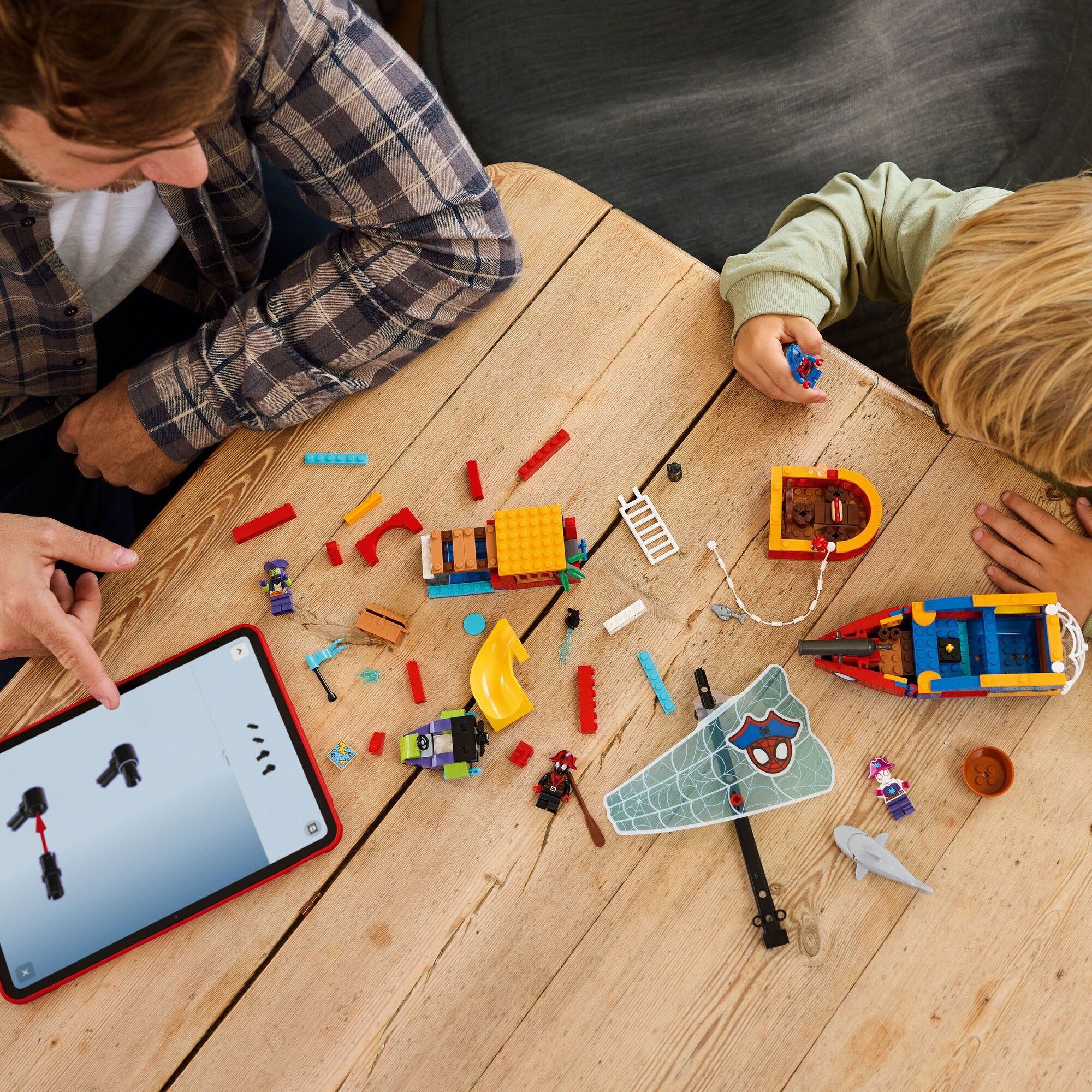 Team Spideys piratskib 11208