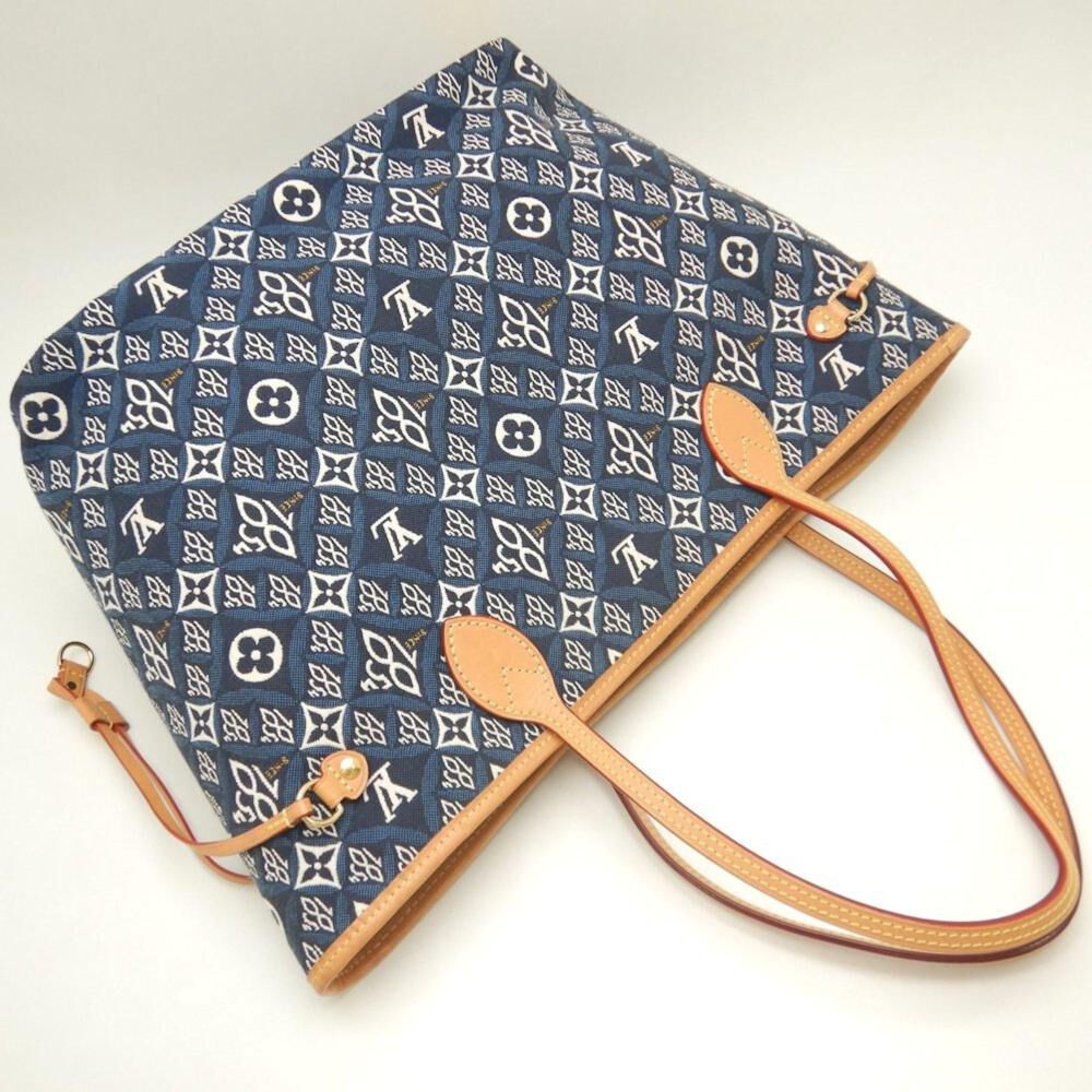 Louis Vuitton Neverfull