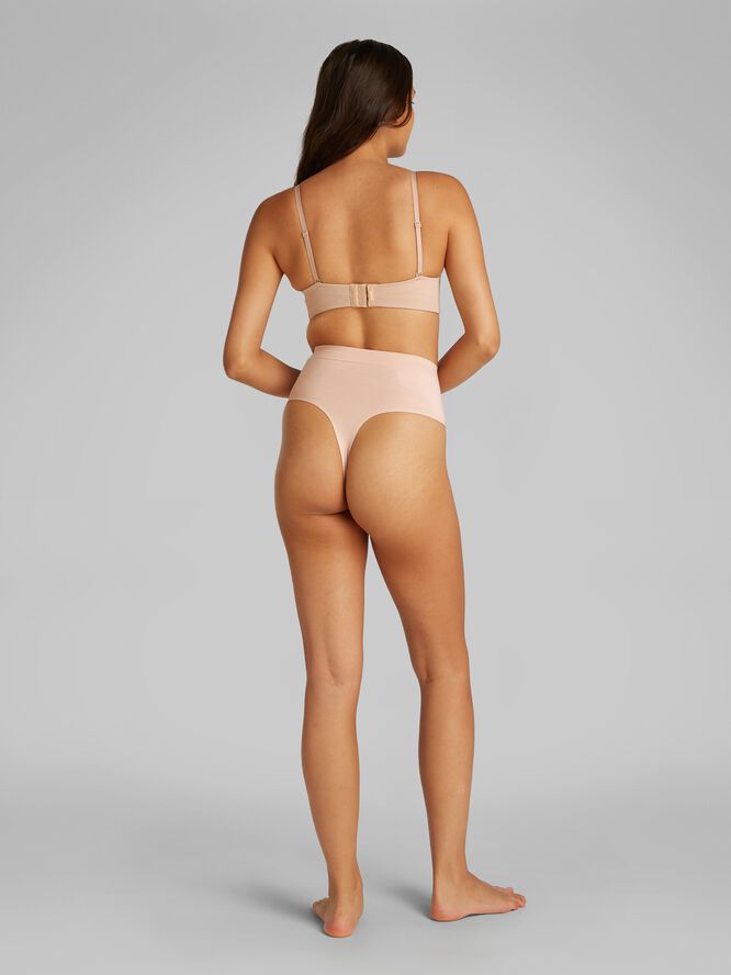 LIGHTLY LINED STRAPLESS