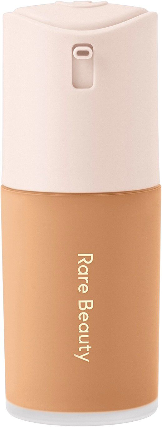 True to Myself - Naturlig mat foundation med lang holdbarhed.