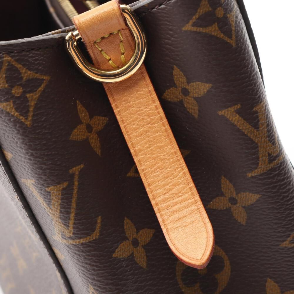 Louis Vuitton Montaigne
