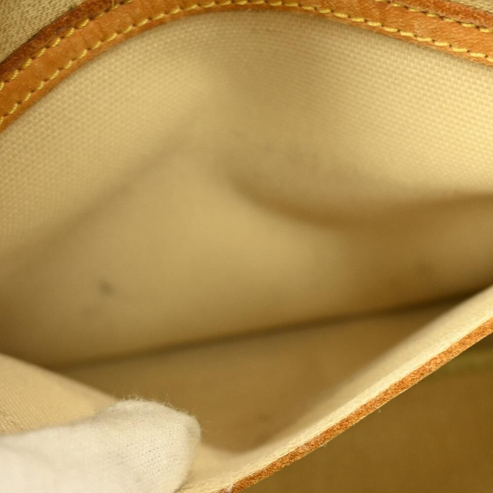 Louis Vuitton Reporter