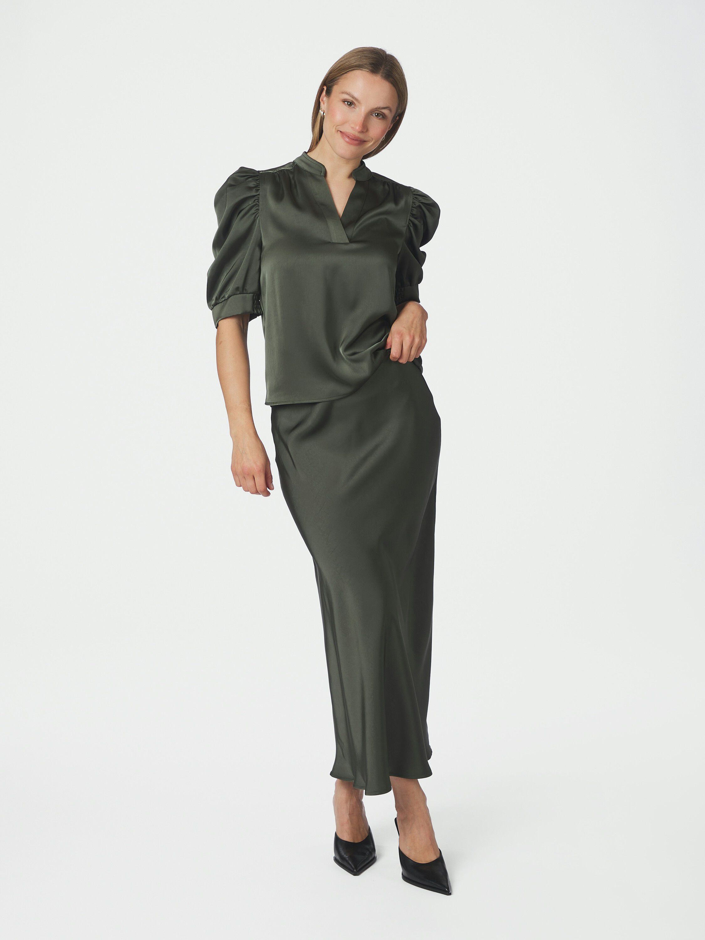Vicky Heavy Sateen Skirt