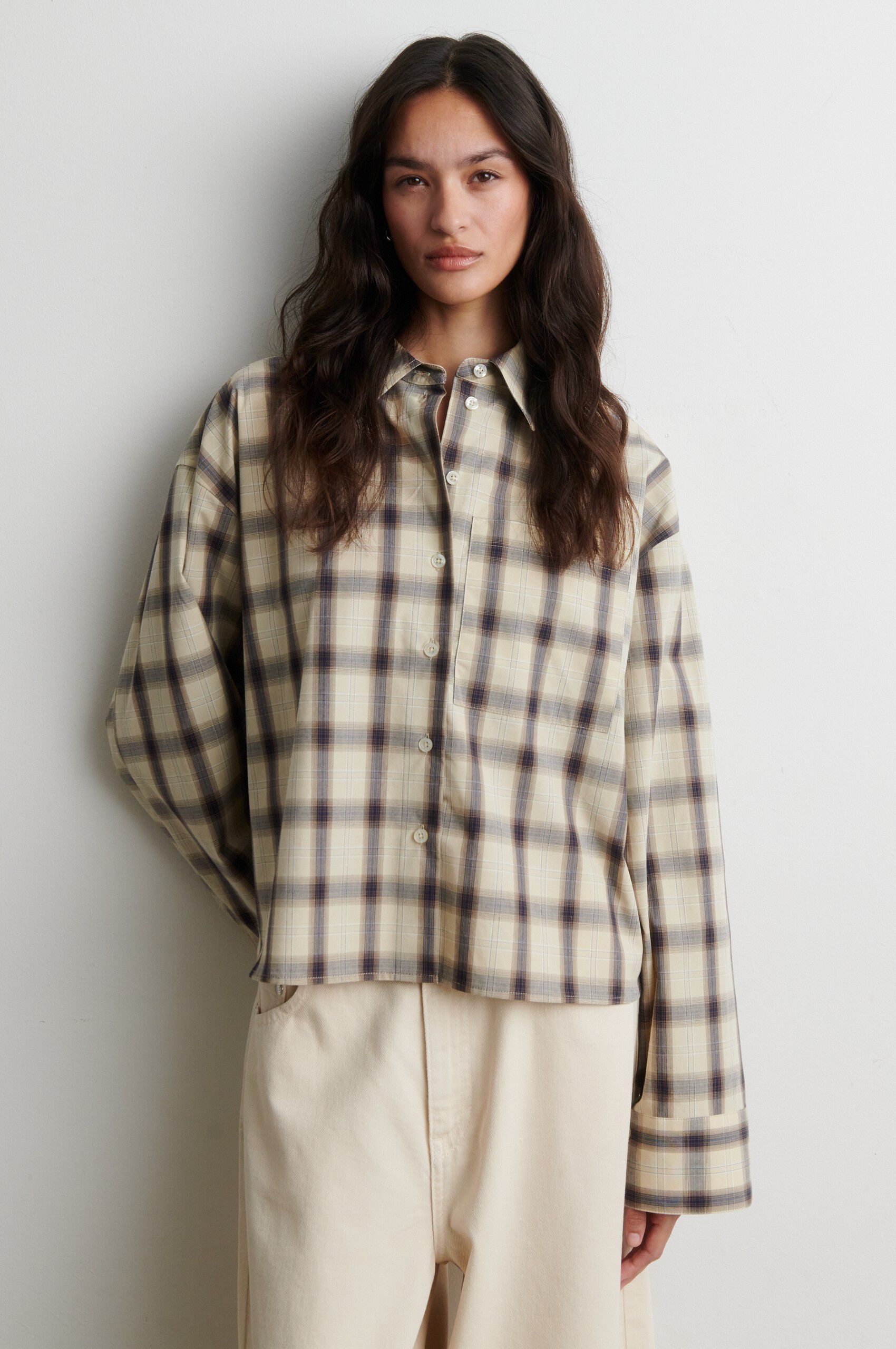 Liria Shirt