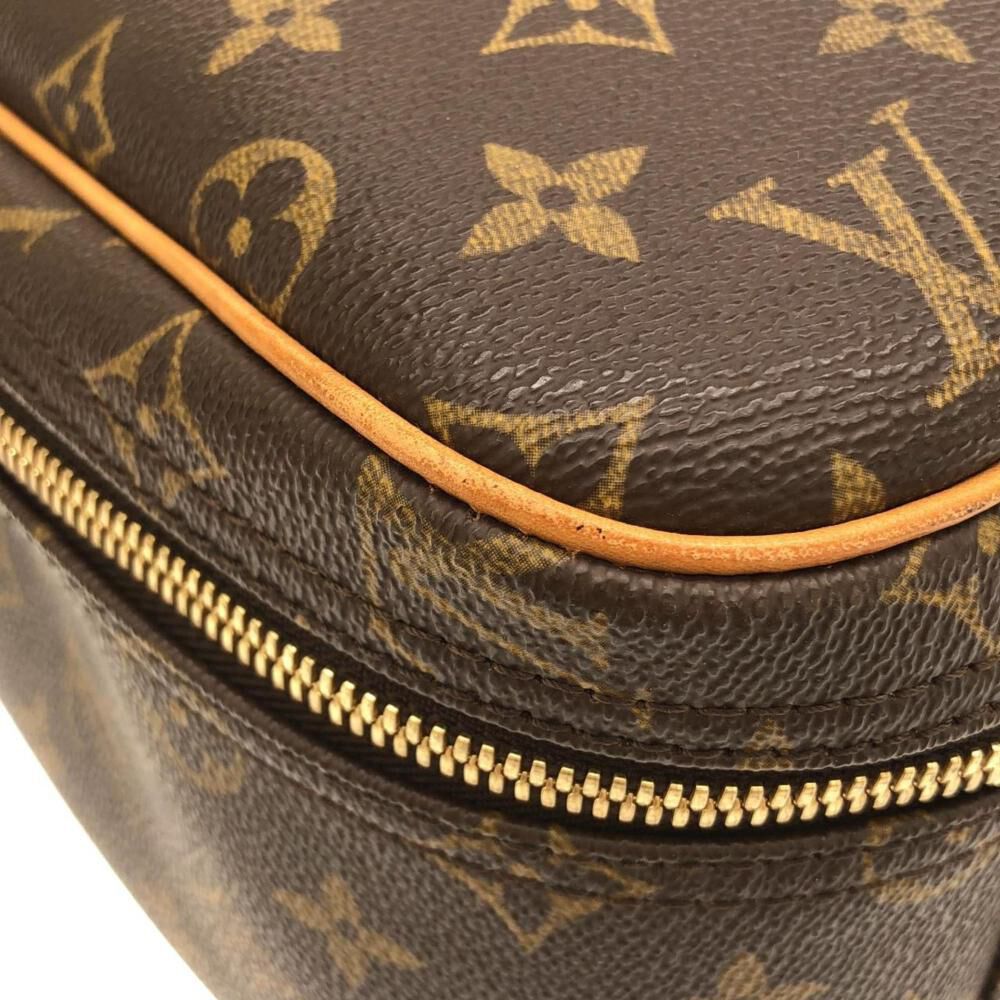 Louis Vuitton Excursion