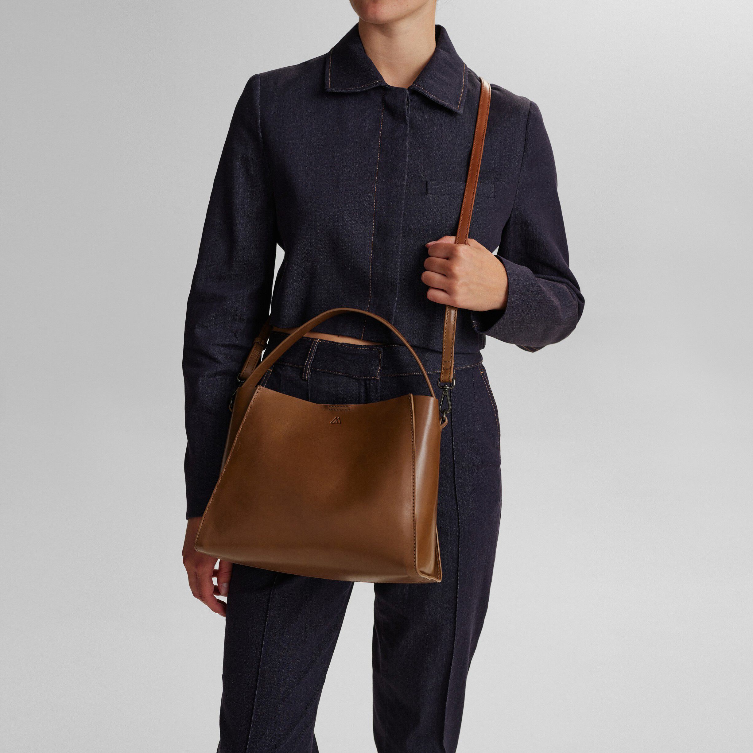 Raynembg Bag, Antique