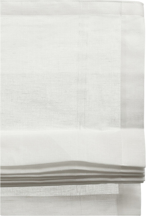 Ebba Roman Blind