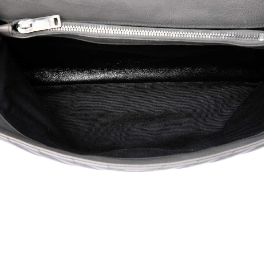 Yves Saint Laurent Shoulder Bag