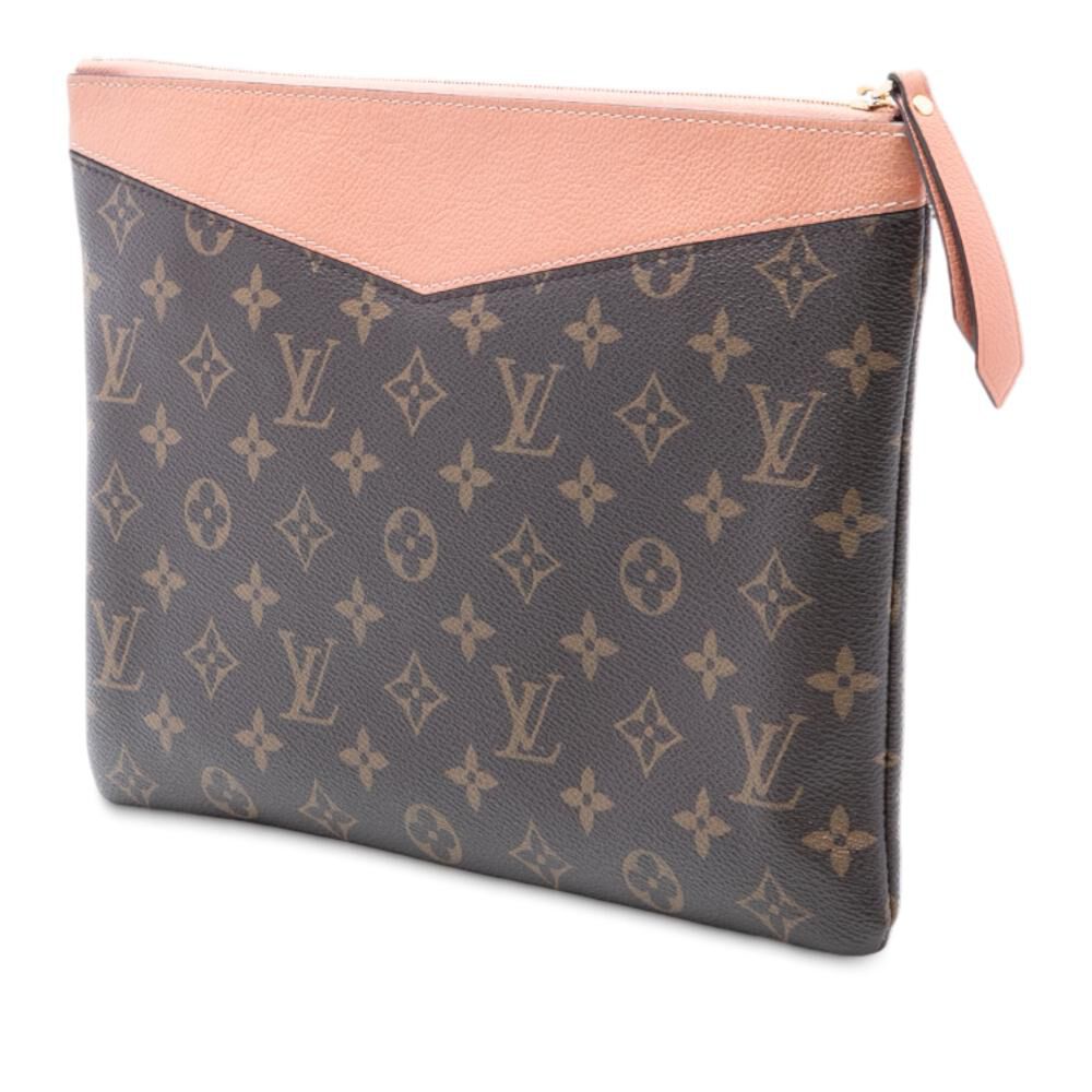 Louis Vuitton Pouch