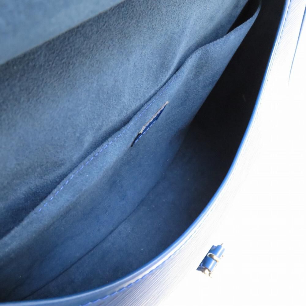 Louis Vuitton Saumur