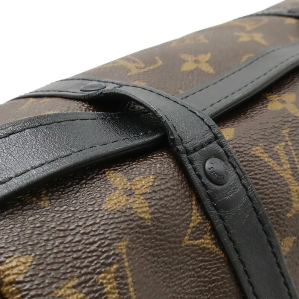 Louis Vuitton Shoulder Bags