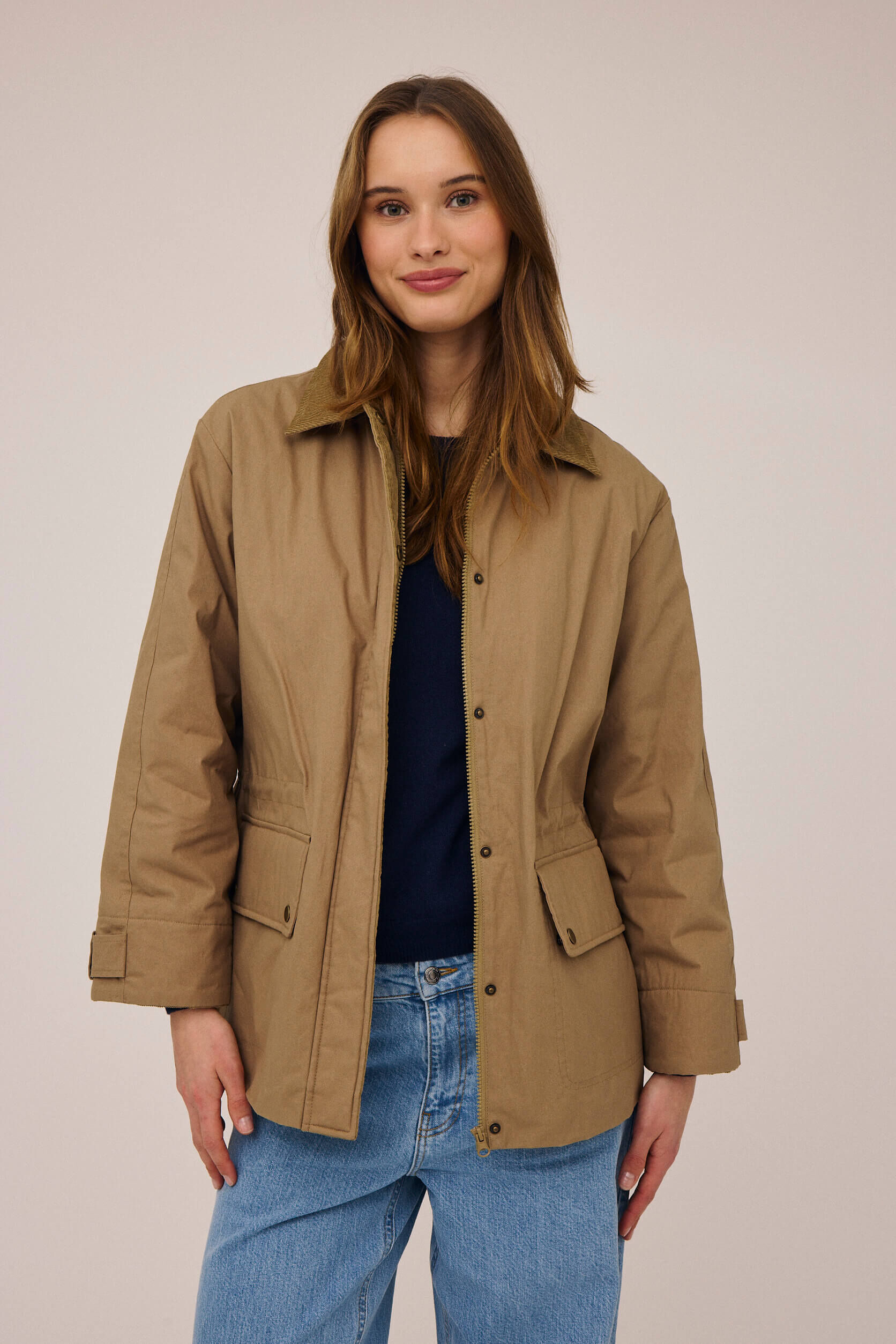 Emmy 2 coated jakke med fl&oslash;jlskanter - GRS