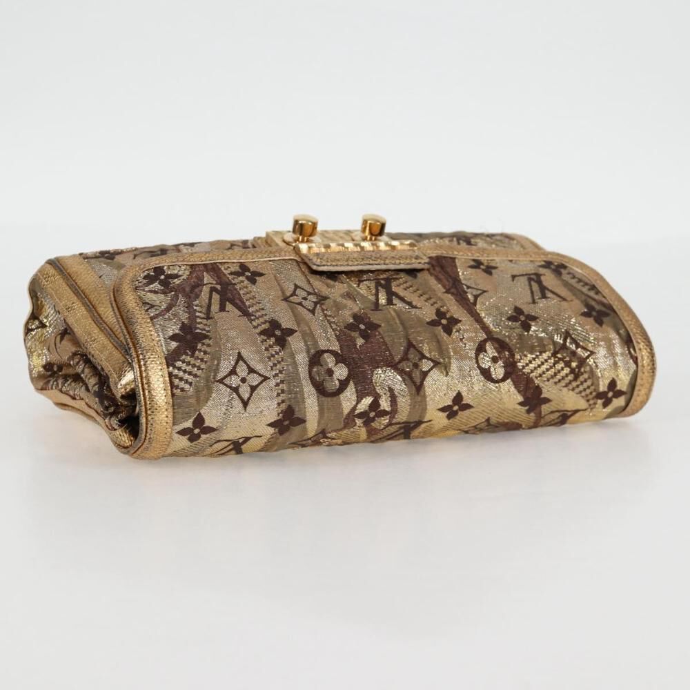 Louis Vuitton Clutch