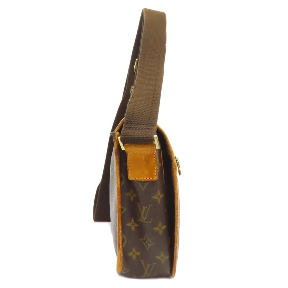 Louis Vuitton Messenger