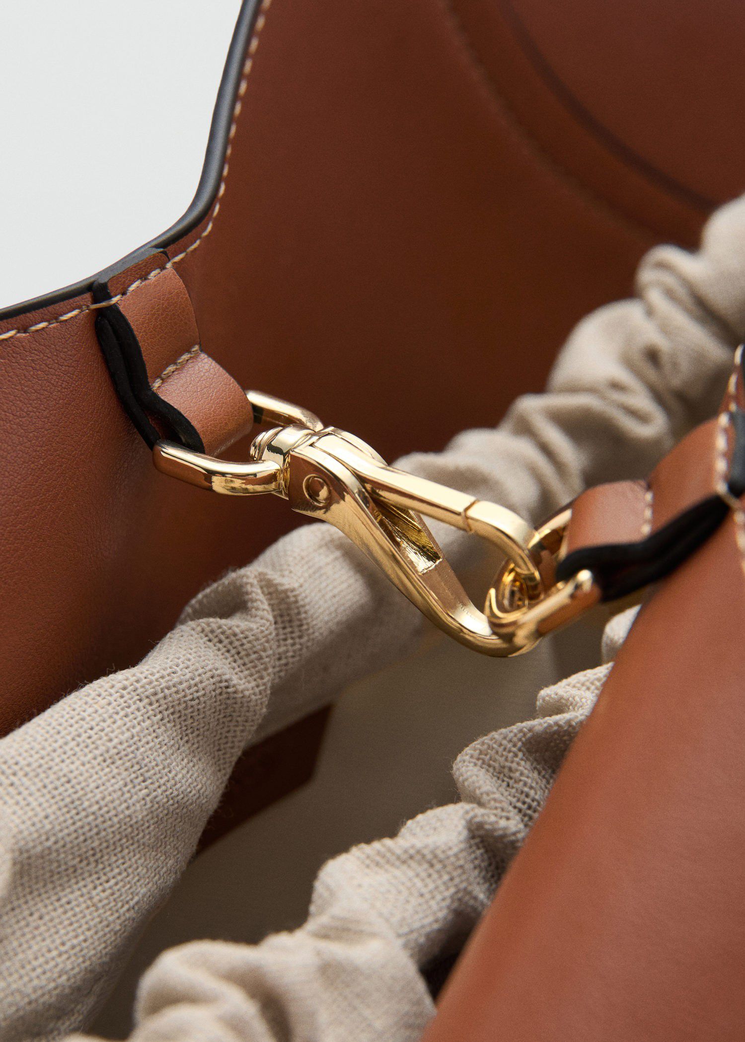 Medium faux leather shoulder bag