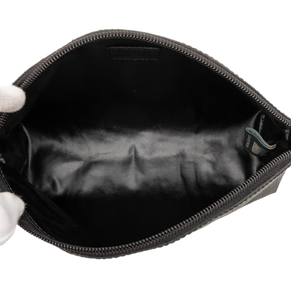 Fendi Pouch