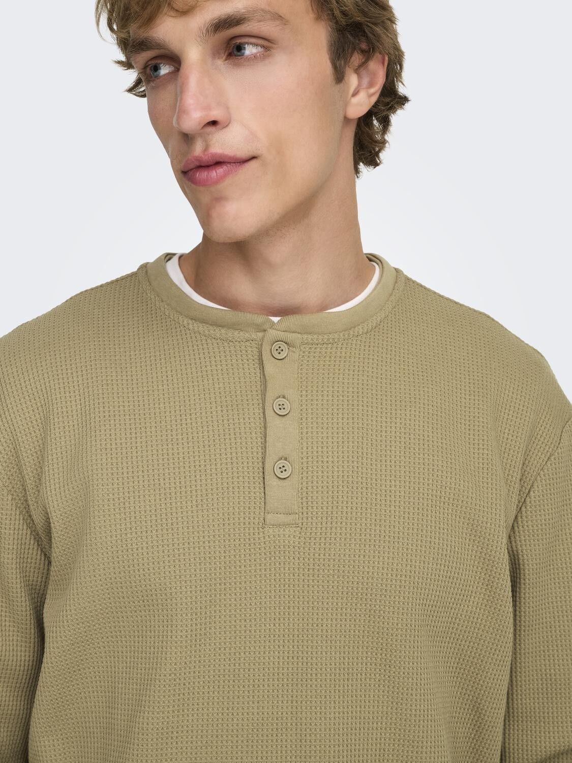 ONSTOBIE REG LS HENLEY TEE NOOS