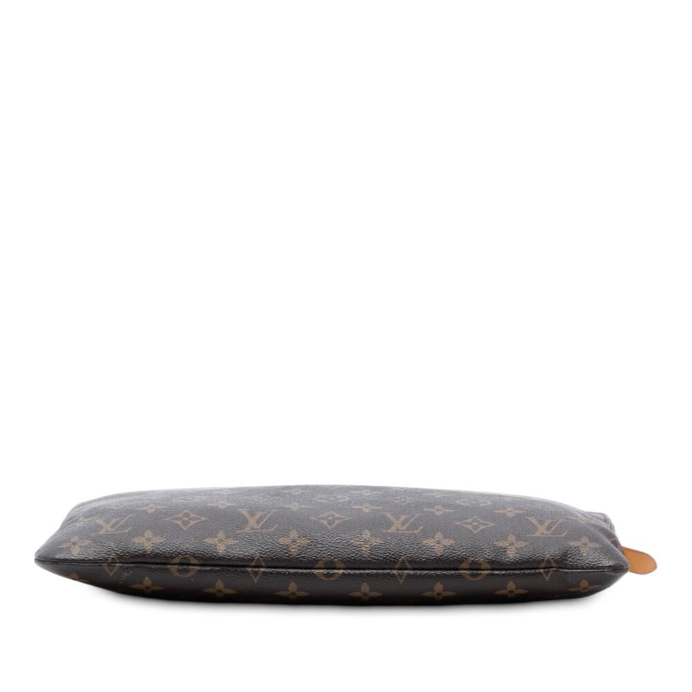 Louis Vuitton Clutch