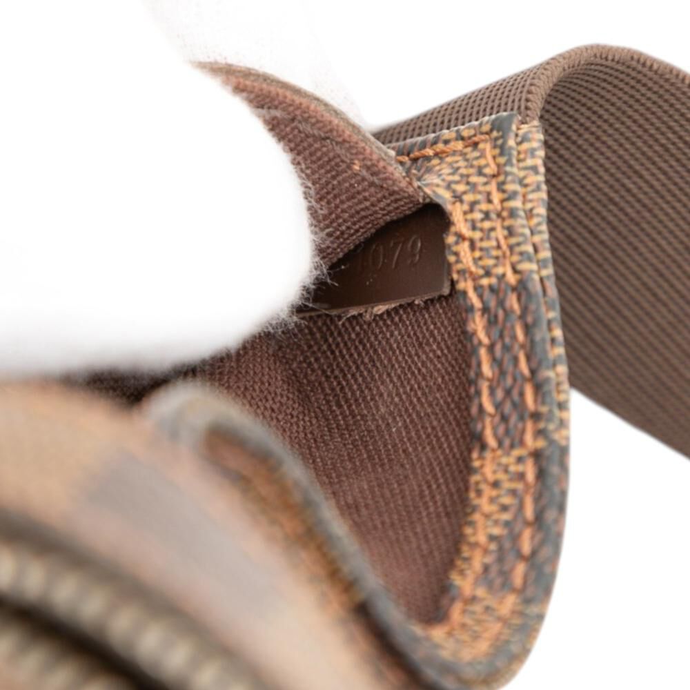 Louis Vuitton Shoulder Bags