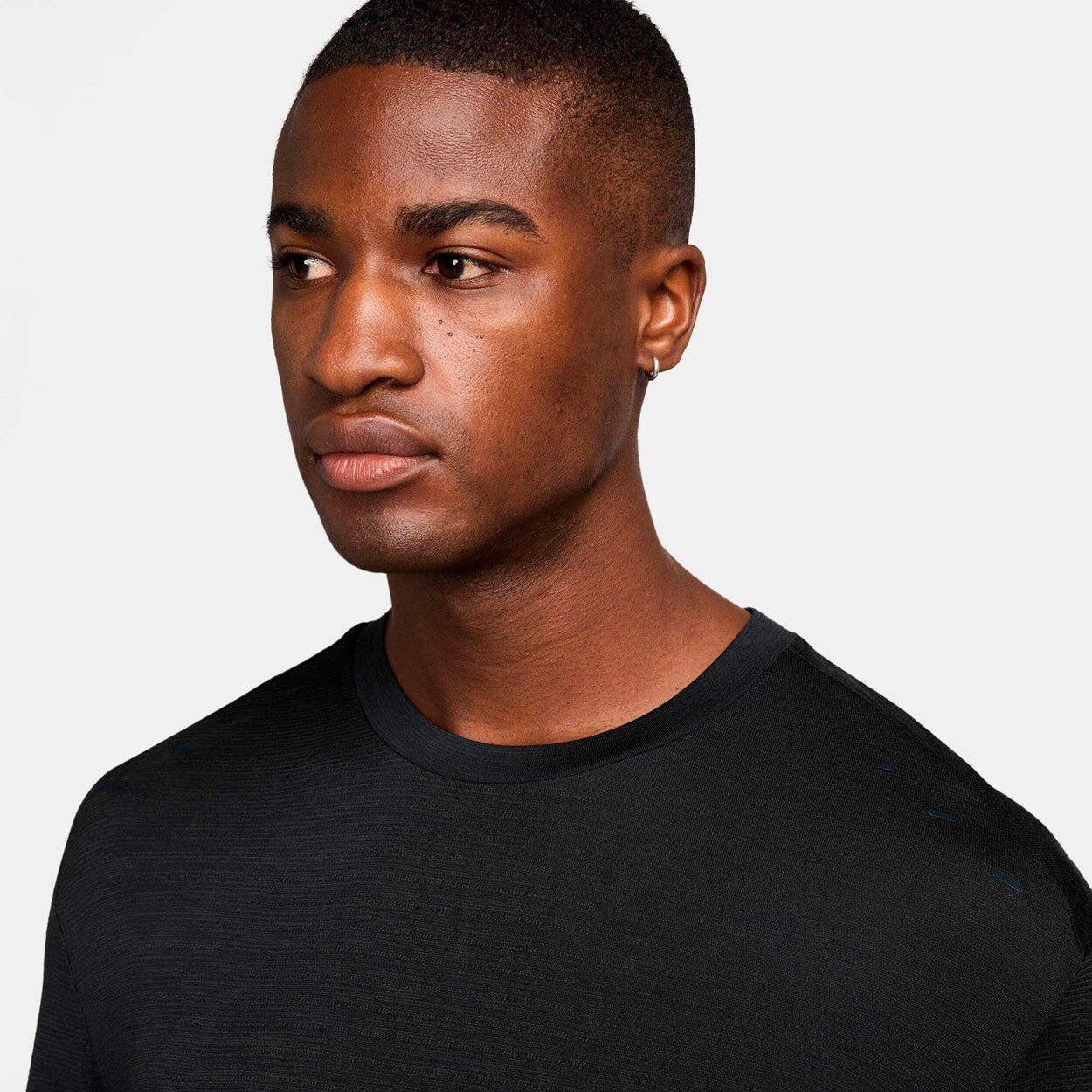 Adv Dri-Fit Lang&aelig;rmet L&oslash;be T-shirt