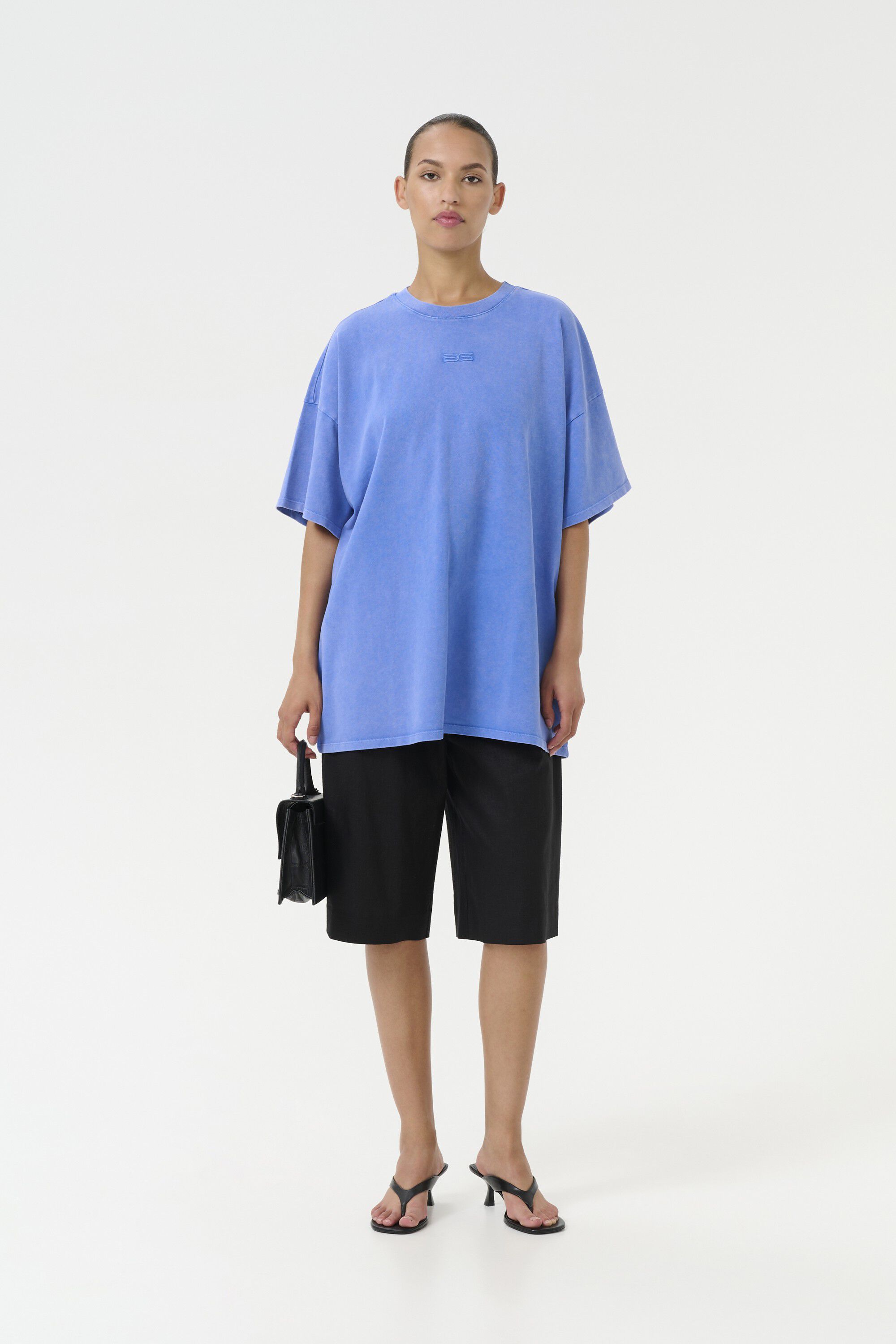 JioGZ oversize tee