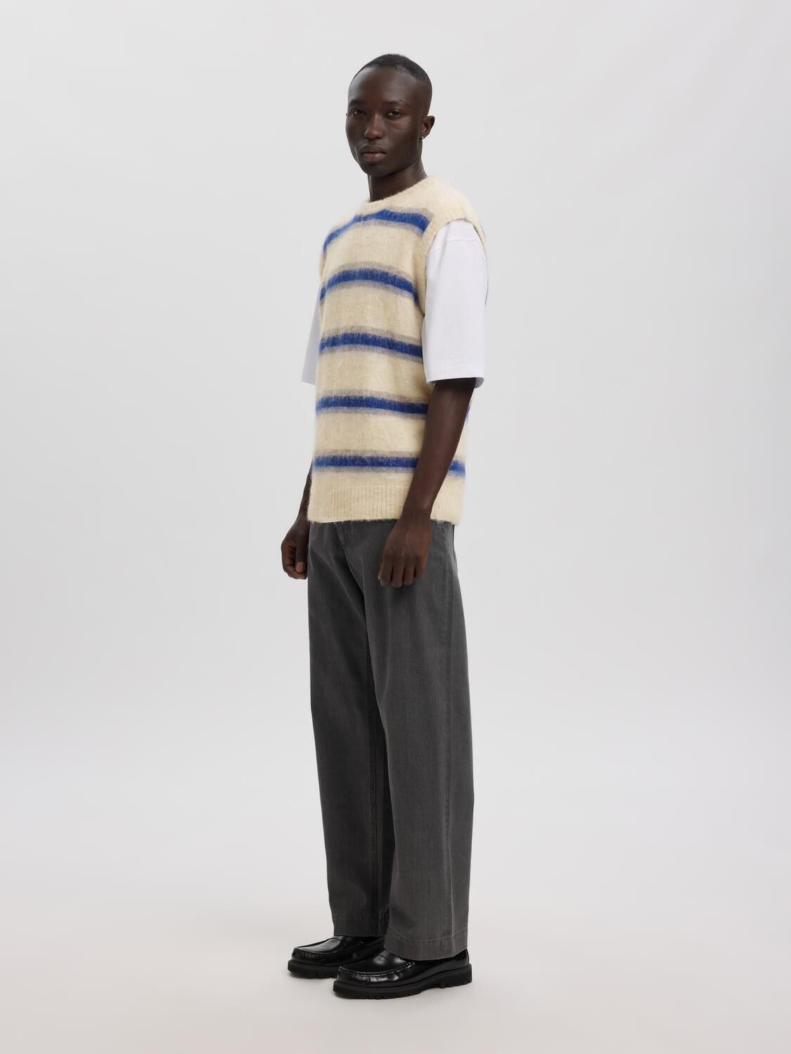 ANRRAGI KNIT HAIRY STRIPE VEST