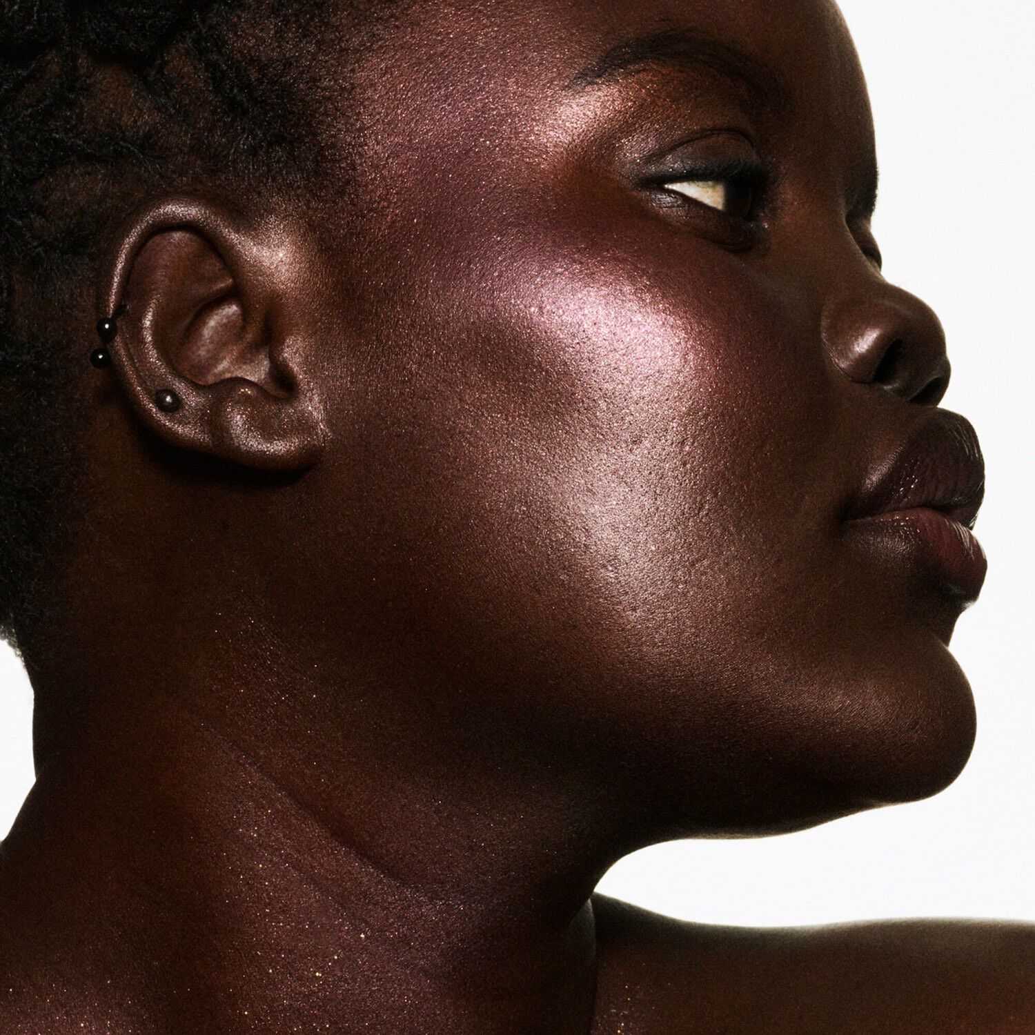 Diamond Bomb All-Over Diamond Veil - Highlighter