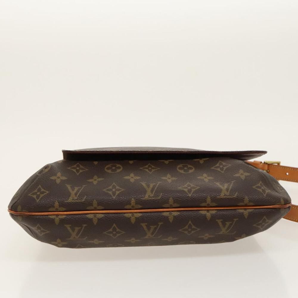 Louis Vuitton Shoulder Bags