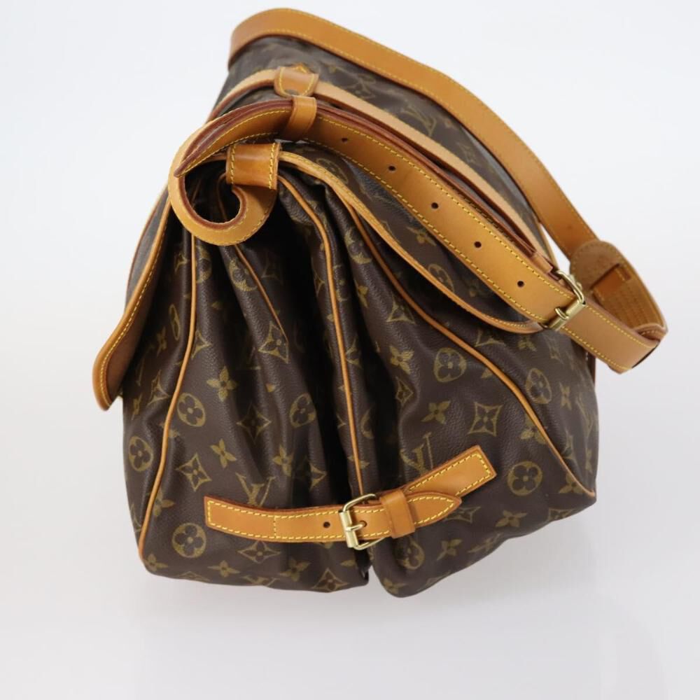 Louis Vuitton Saumur