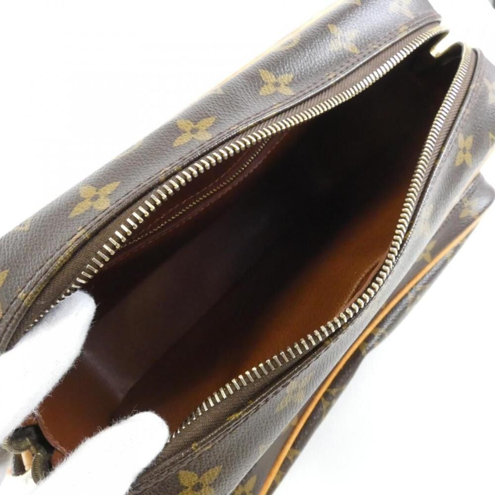 Louis Vuitton Shoulder Bags