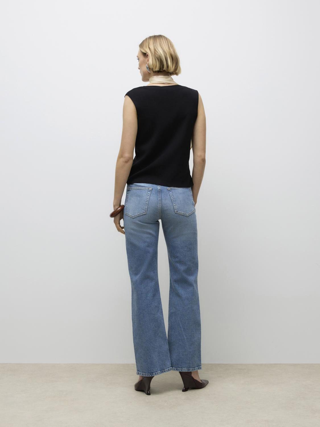 AWSIMONE SL V-NECK KNIT VEST