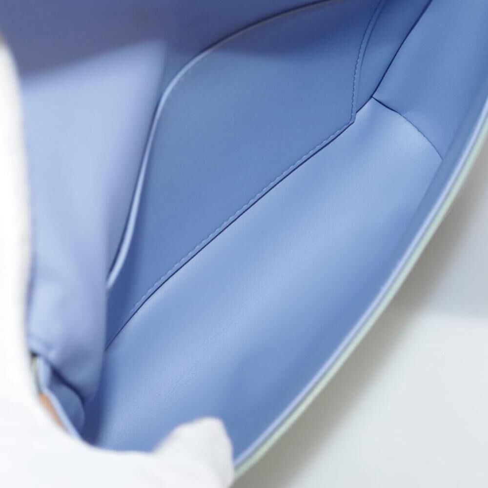 Louis Vuitton Thompson Street