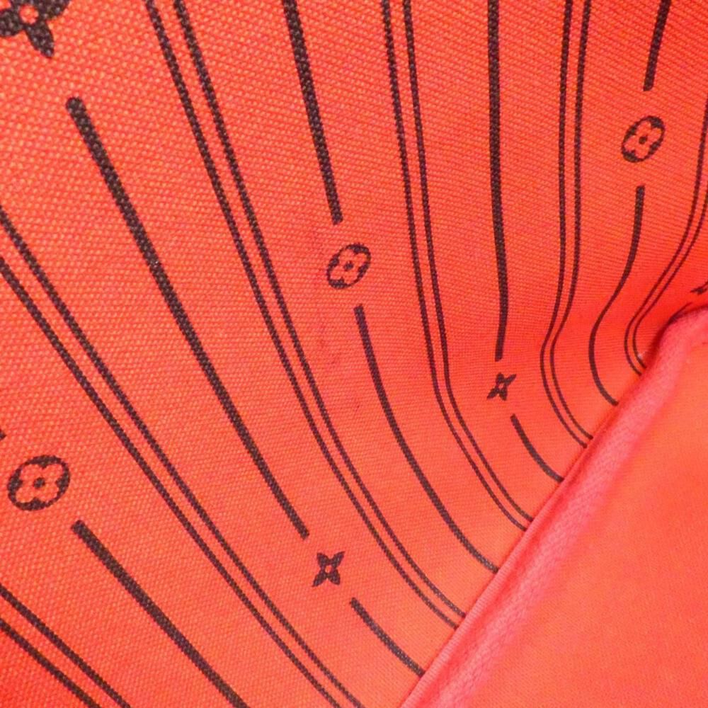 Louis Vuitton Neverfull
