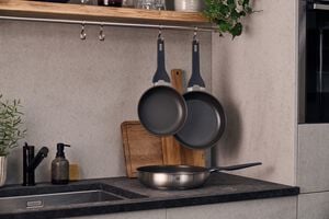 Simplify Stegepande, 20 cm, 18/10 rustfrit stål, Keramisk be