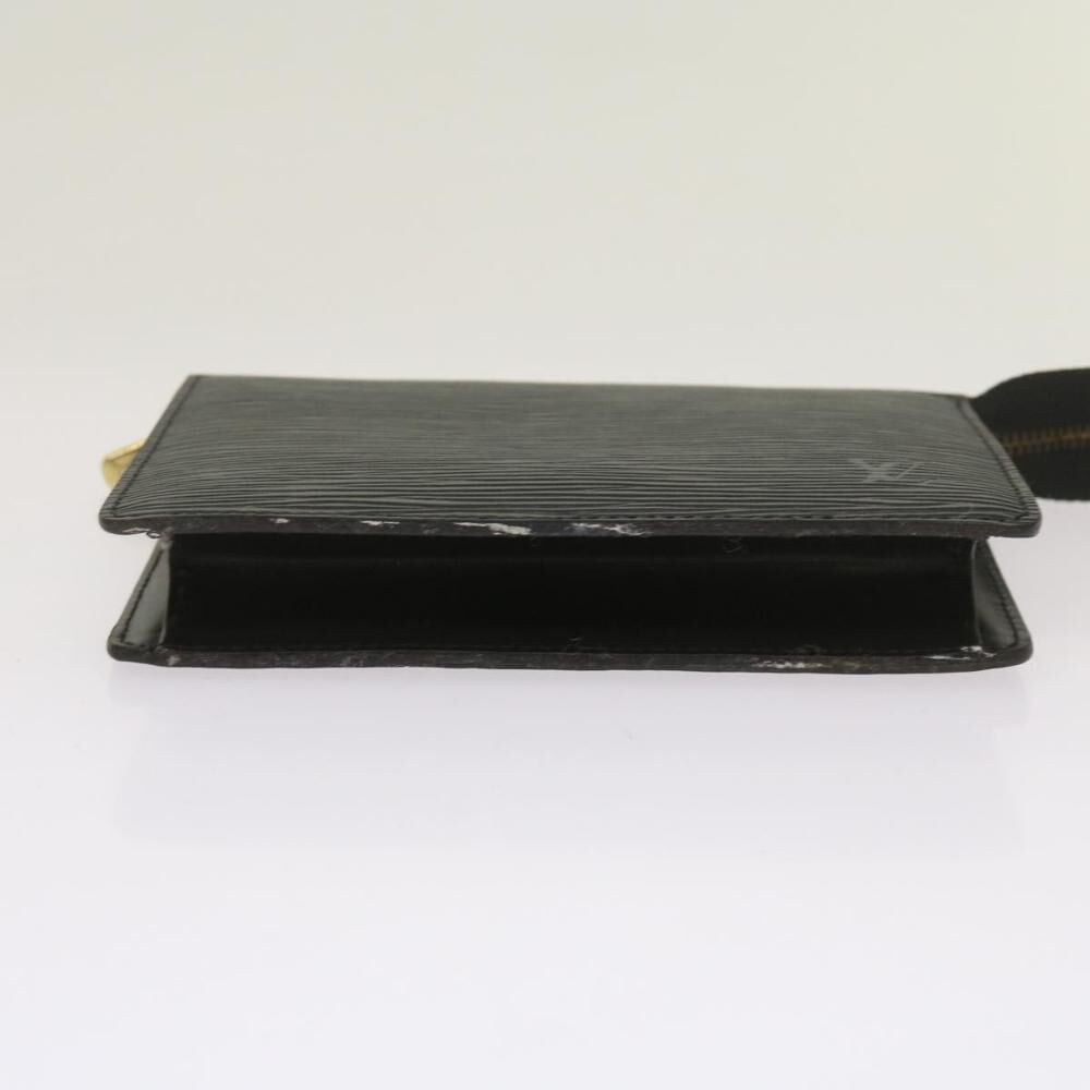 Louis Vuitton Poche Toilette