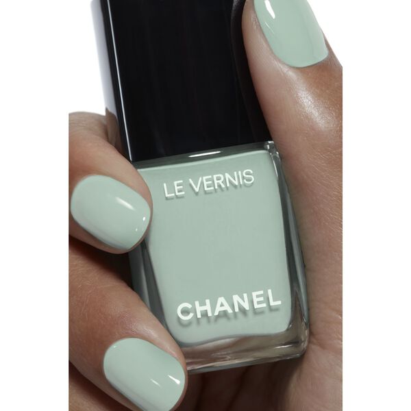 Nail Colour