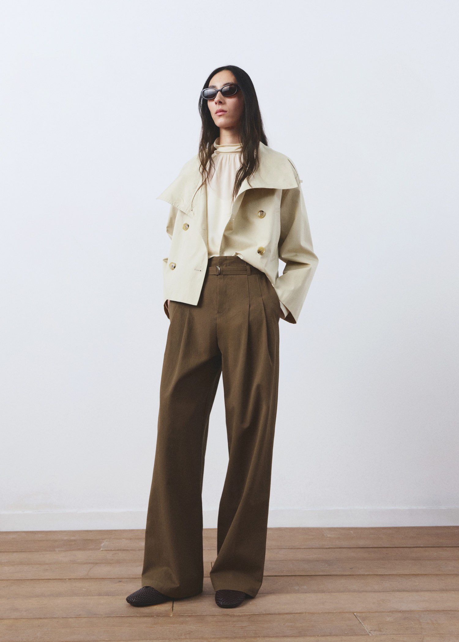 Trousers with belt loops