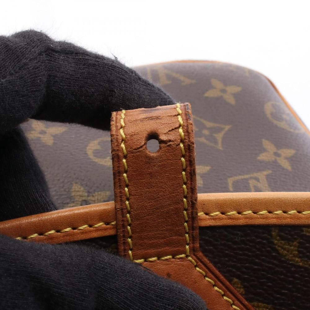 Louis Vuitton Saumur