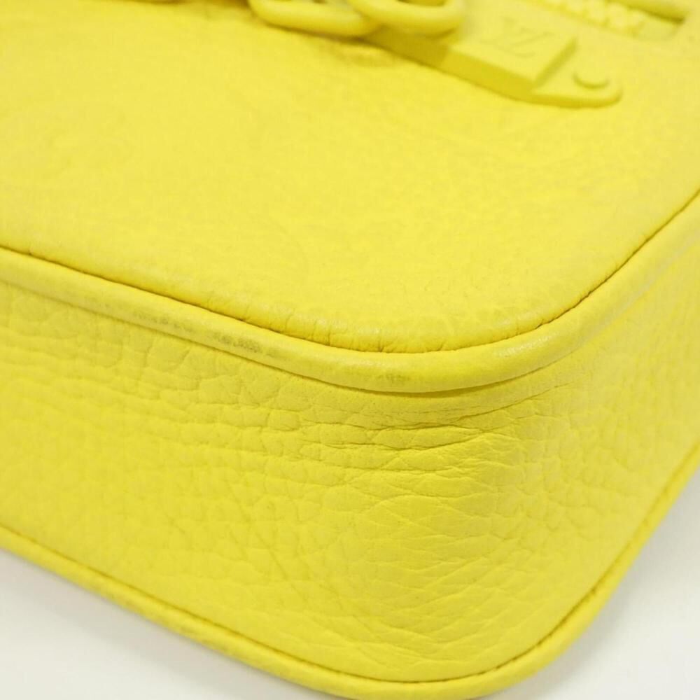 Louis Vuitton Clutch