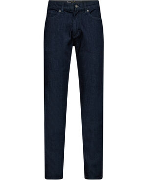 LEE_X_STRAIGHT AVENUE