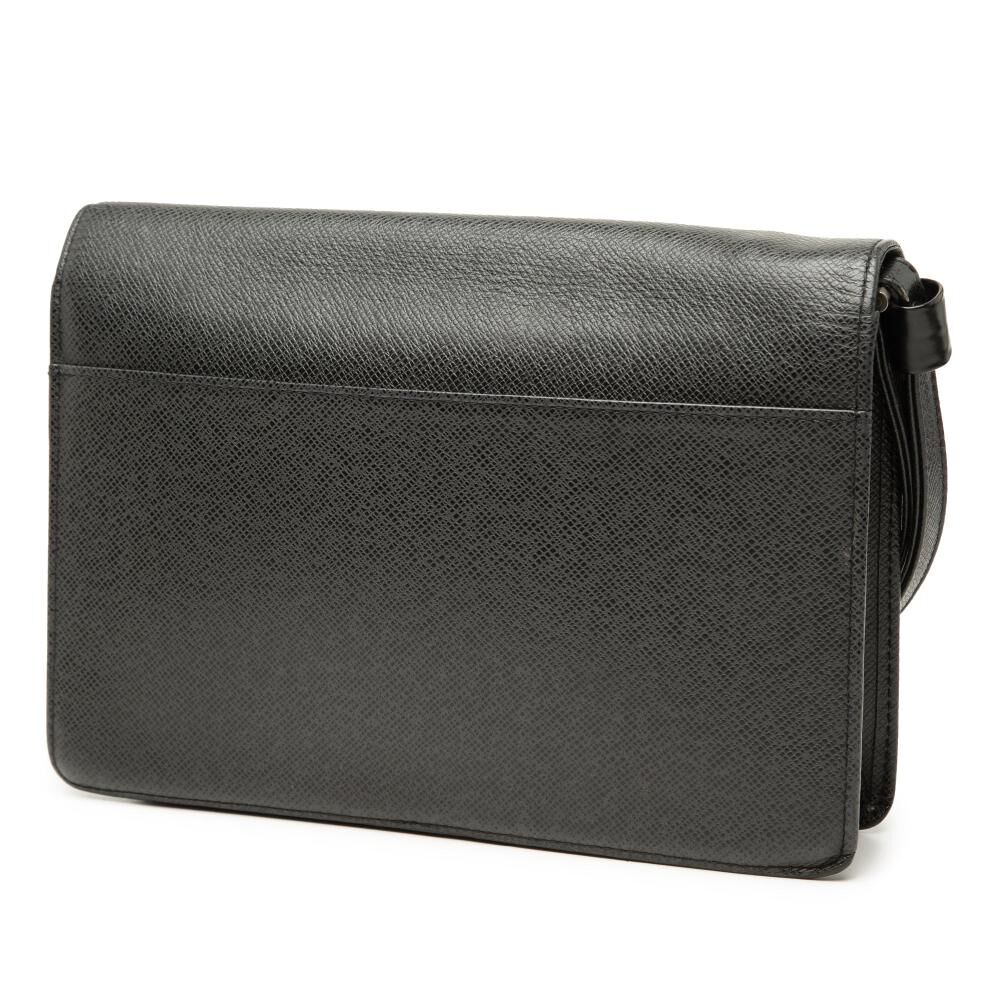 Louis Vuitton Clutch