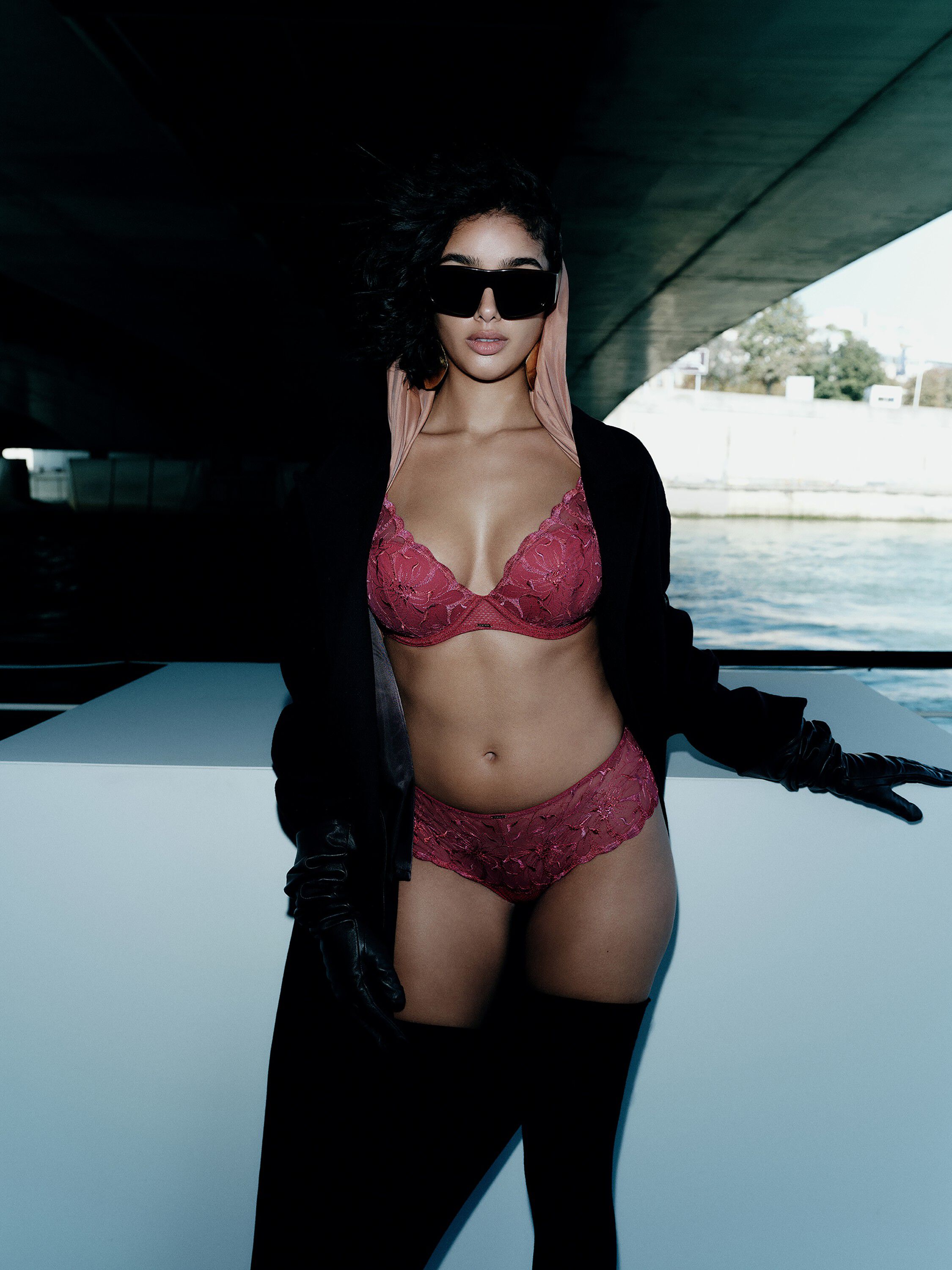 Fleurs Plunge t-shirt bra