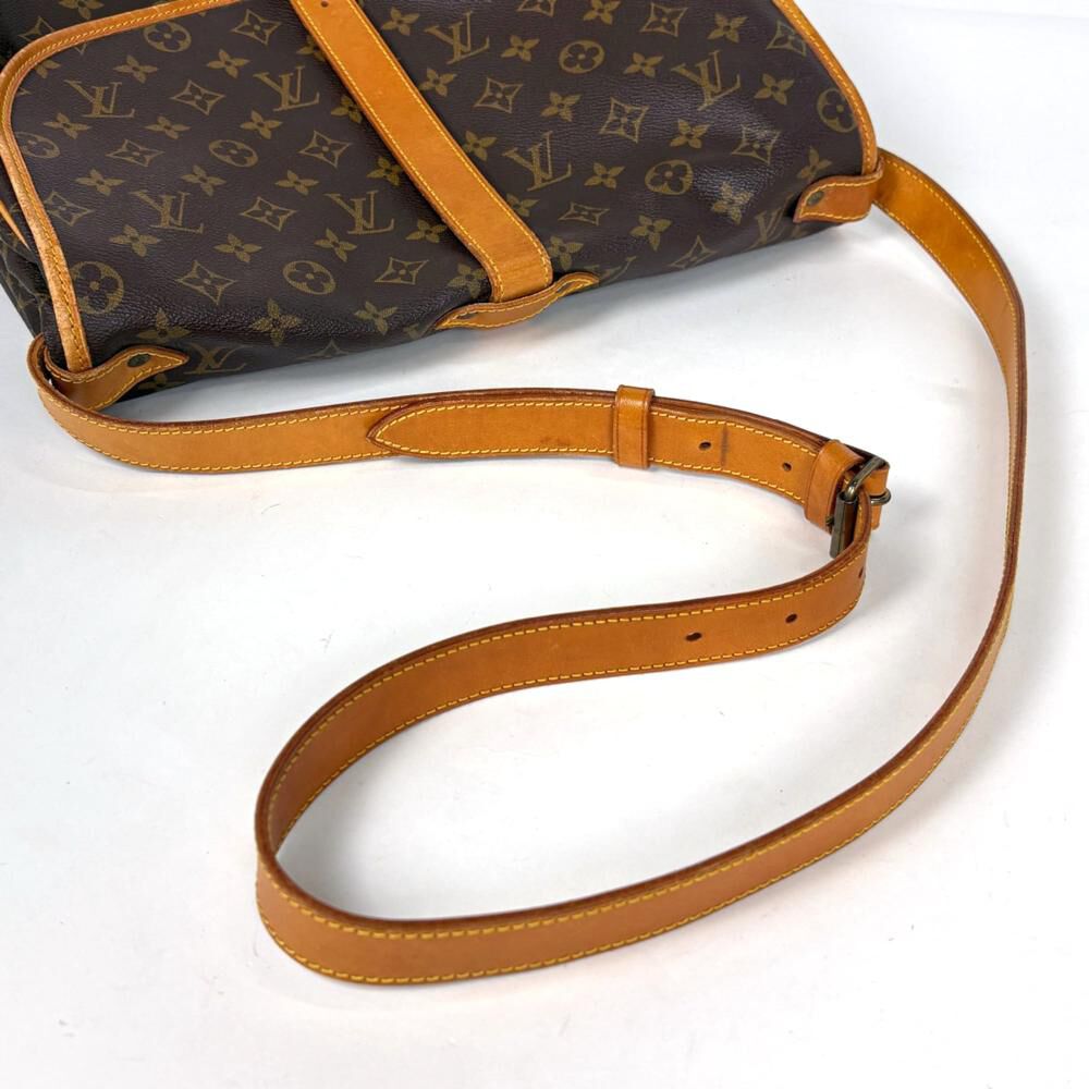 Louis Vuitton Saumur