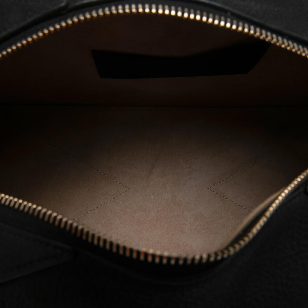 Ala&iuml;a Shoulder Bag