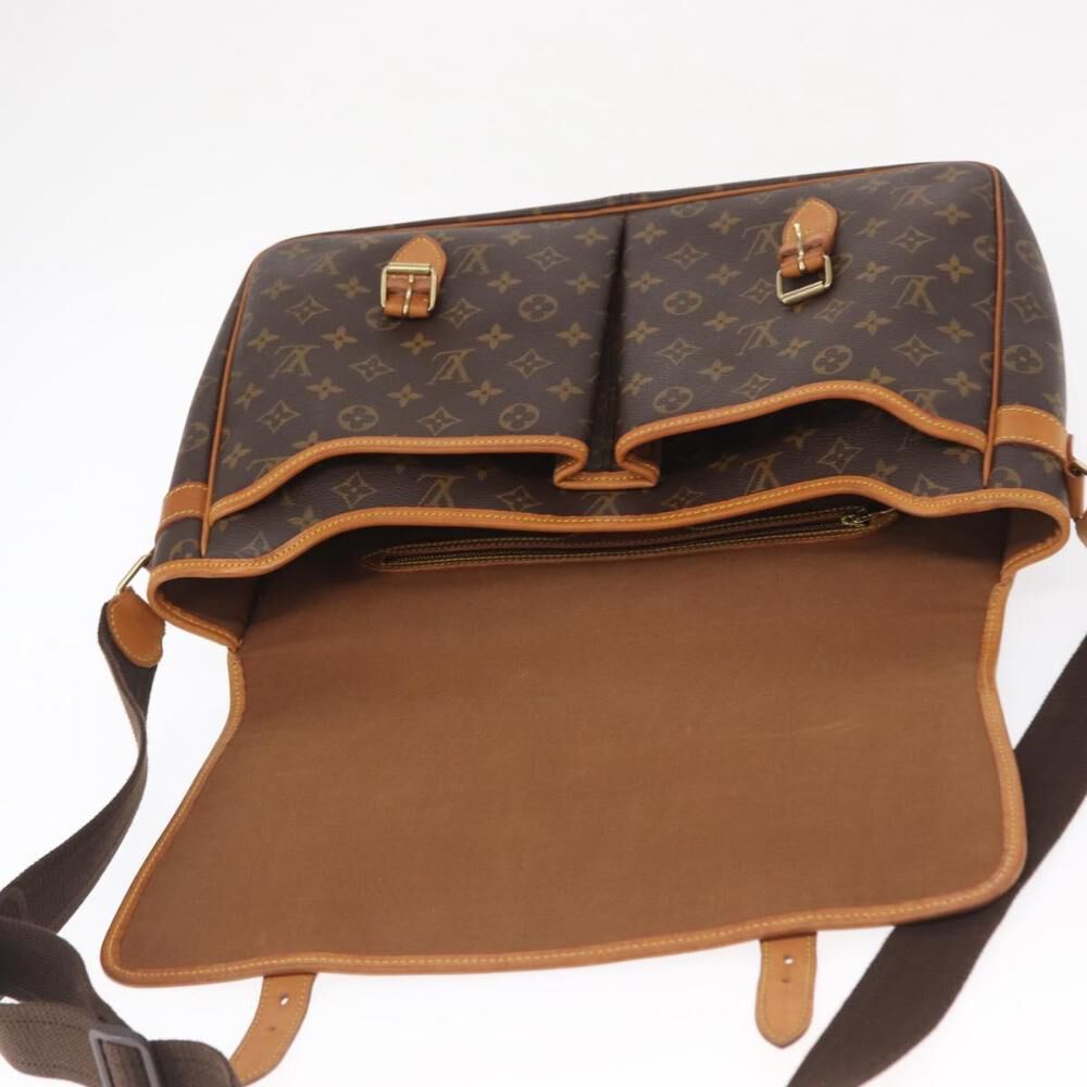 Louis Vuitton Gibeciere