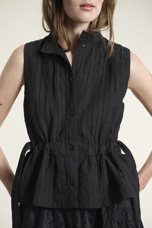 Nijuso &aelig;rmel&oslash;s top