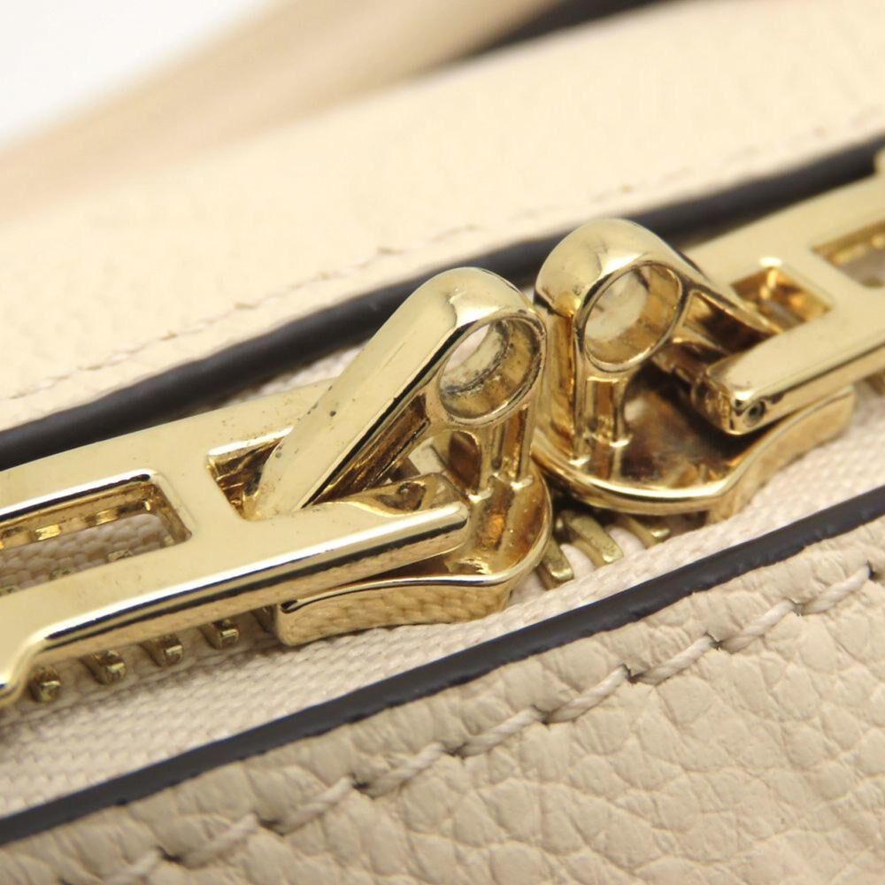 Louis Vuitton Speedy