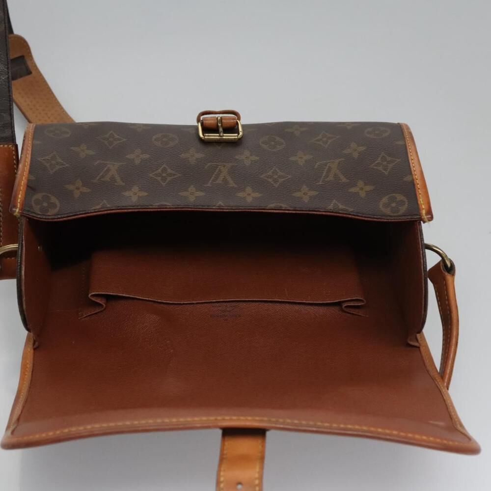 Louis Vuitton Shoulder Bags