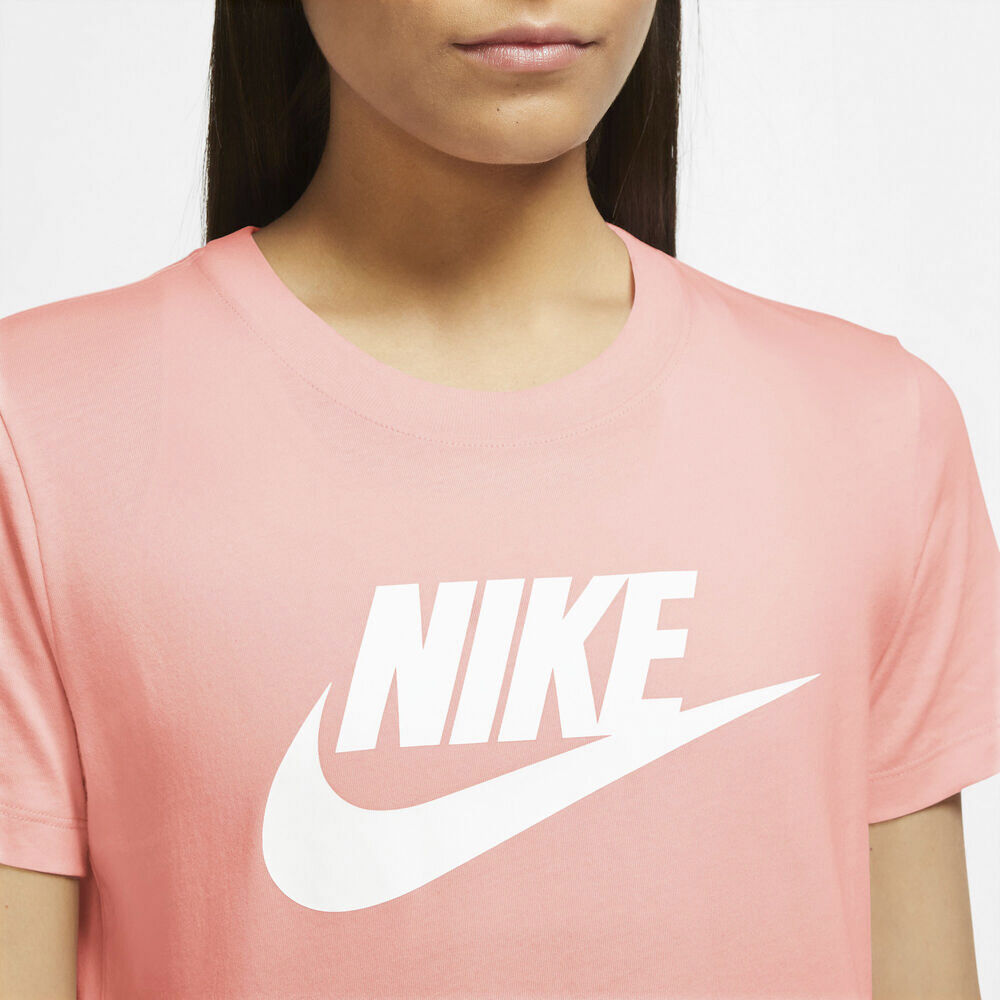 Sportswear Essential T-shirt