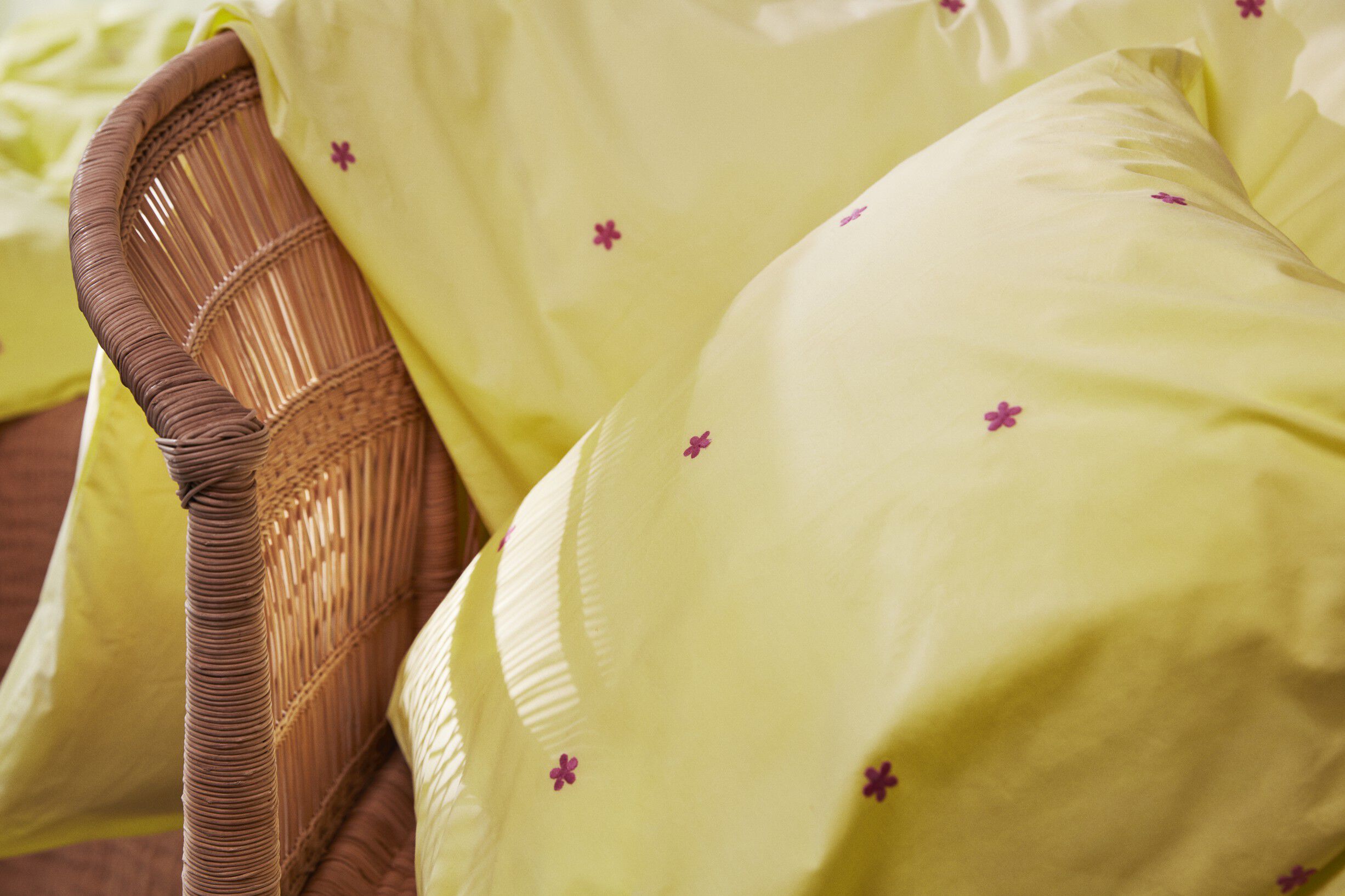 Daisy Senget&oslash;j 140x220 cm gul DK